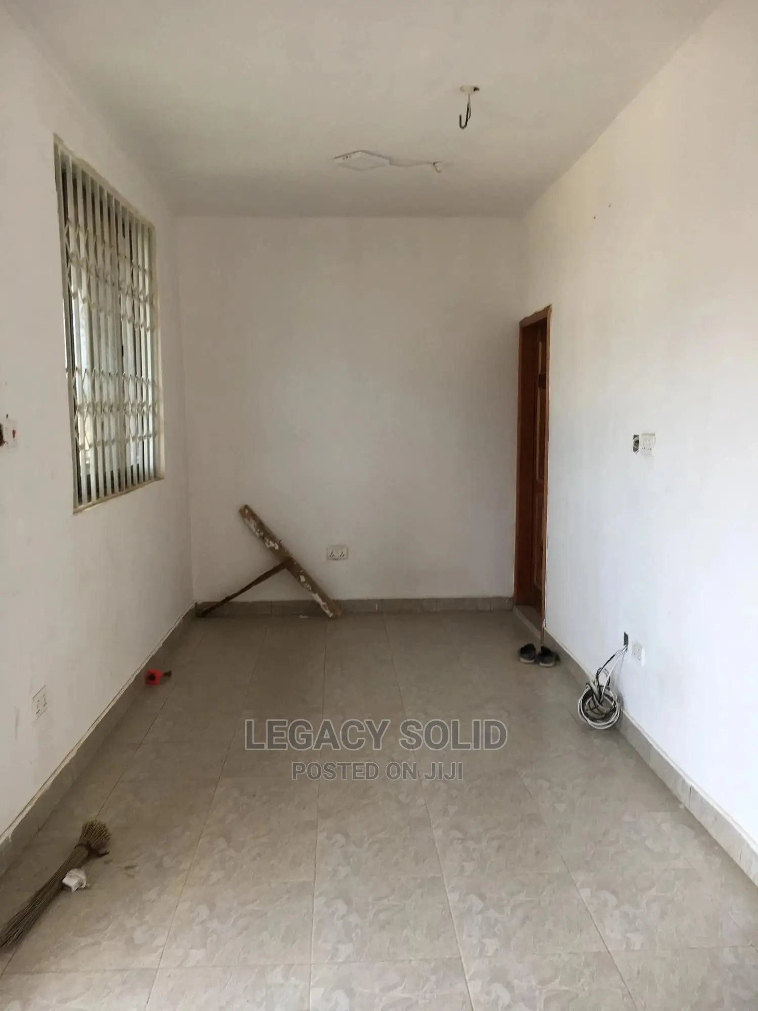 2bdrm Apartment in Legacy Consult, Spintex for rent