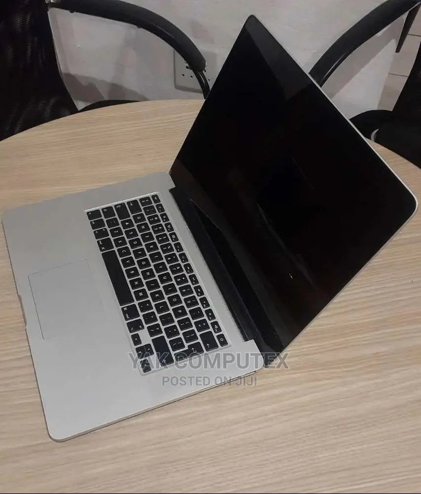 Laptop Apple MacBook Pro 2011 4GB Intel Core I5 HDD 500GB