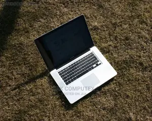 Laptop Apple MacBook Pro 2011 4GB Intel Core I5 HDD 500GB