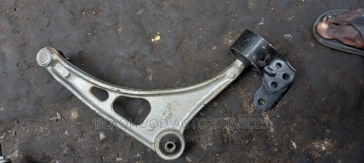 Honda Ridgeline 2016-2018 LOWER ARM Pair in Stock