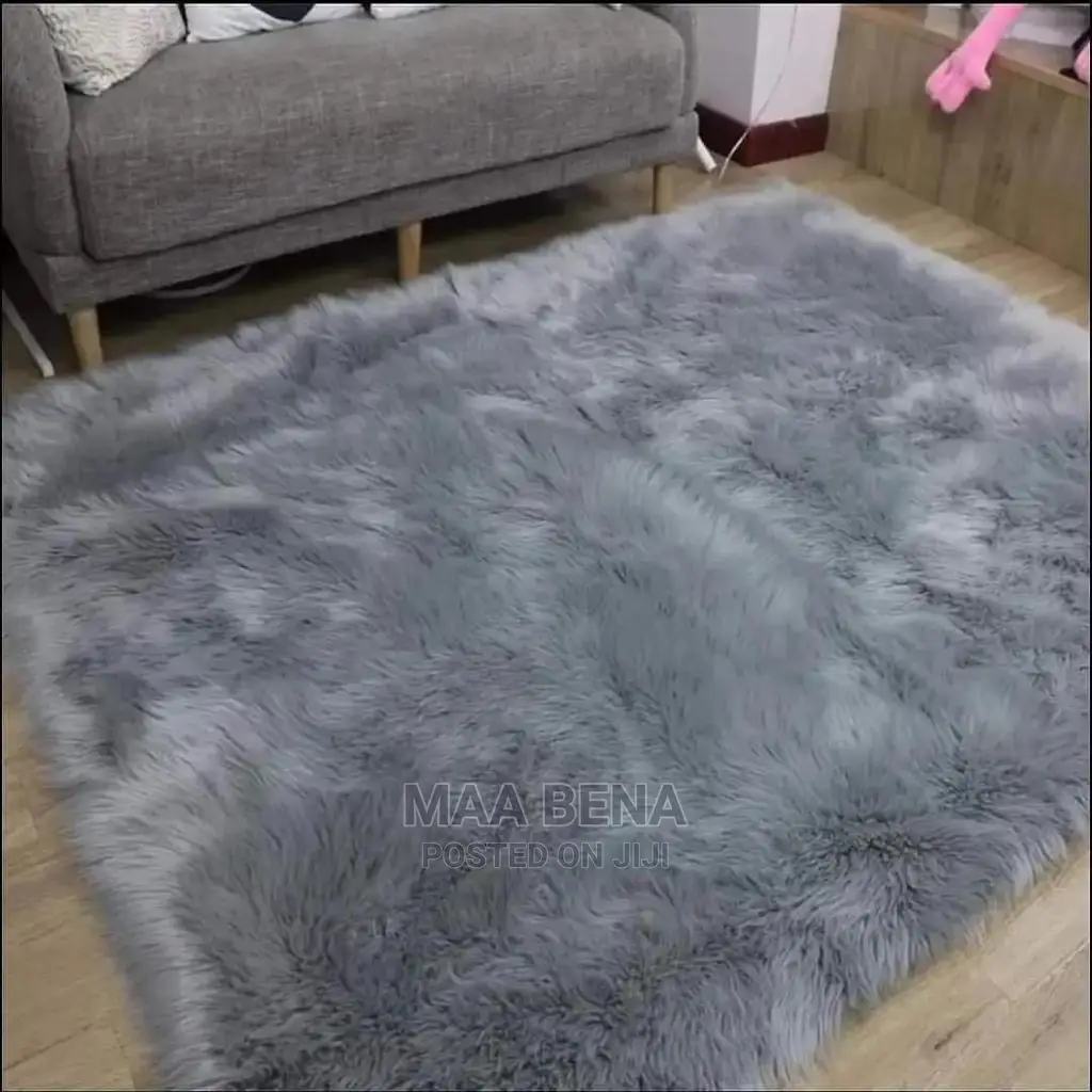 Fur Center Piece