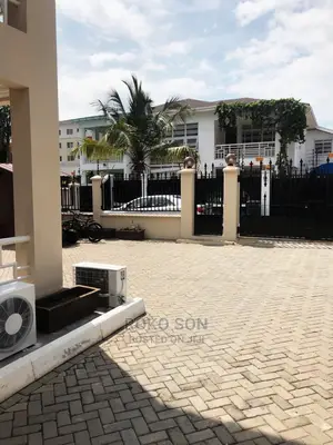 5bdrm Duplex in Dr Roko, North Ridge for Sale