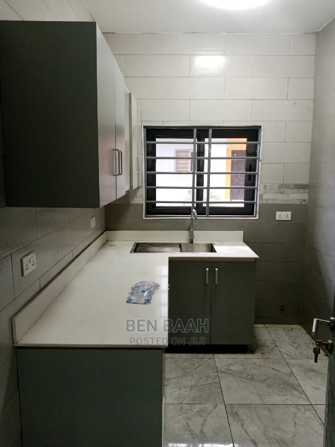 1bdrm Apartment in Ben Properties, School Area for rent