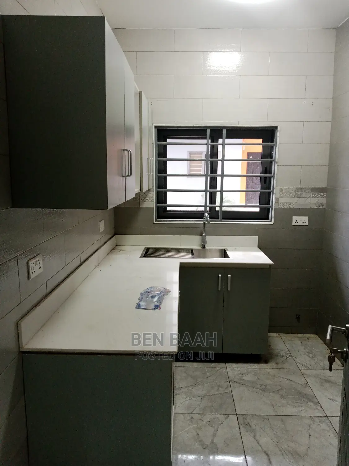 1bdrm Apartment in Ben Properties, School Area for rent