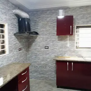 5bdrm Duplex in Dr Roko, Dome for Sale