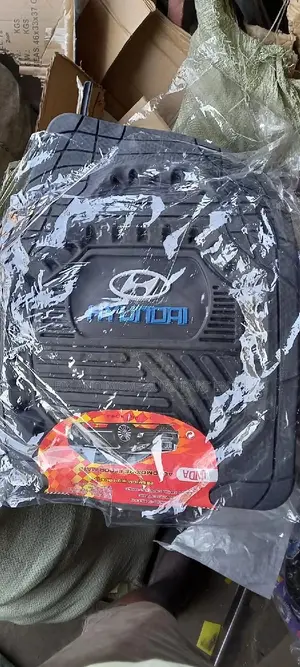 Hyundai/Honda/Toyota/Nissan/Benz FLOOR MAT/CARPET Available