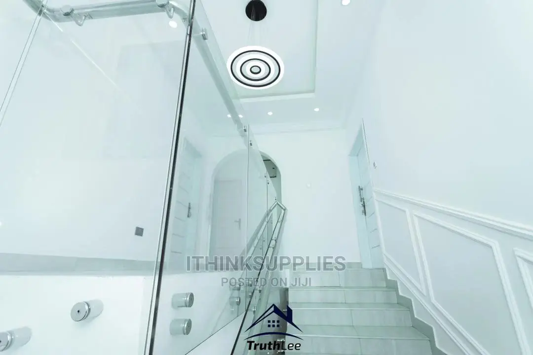 5bdrm House in Kojoatinka, Spintex for Sale