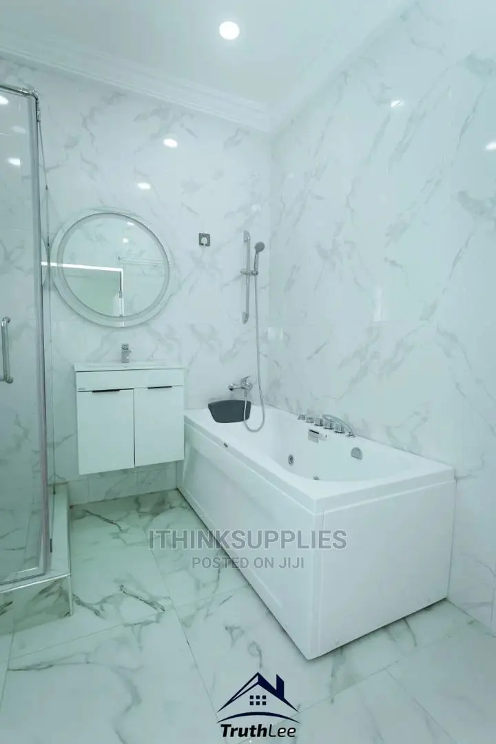 5bdrm House in Kojoatinka, Spintex for Sale