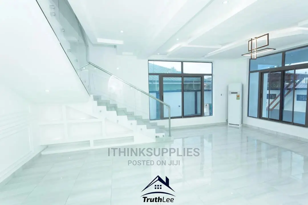 5bdrm House in Kojoatinka, Spintex for Sale