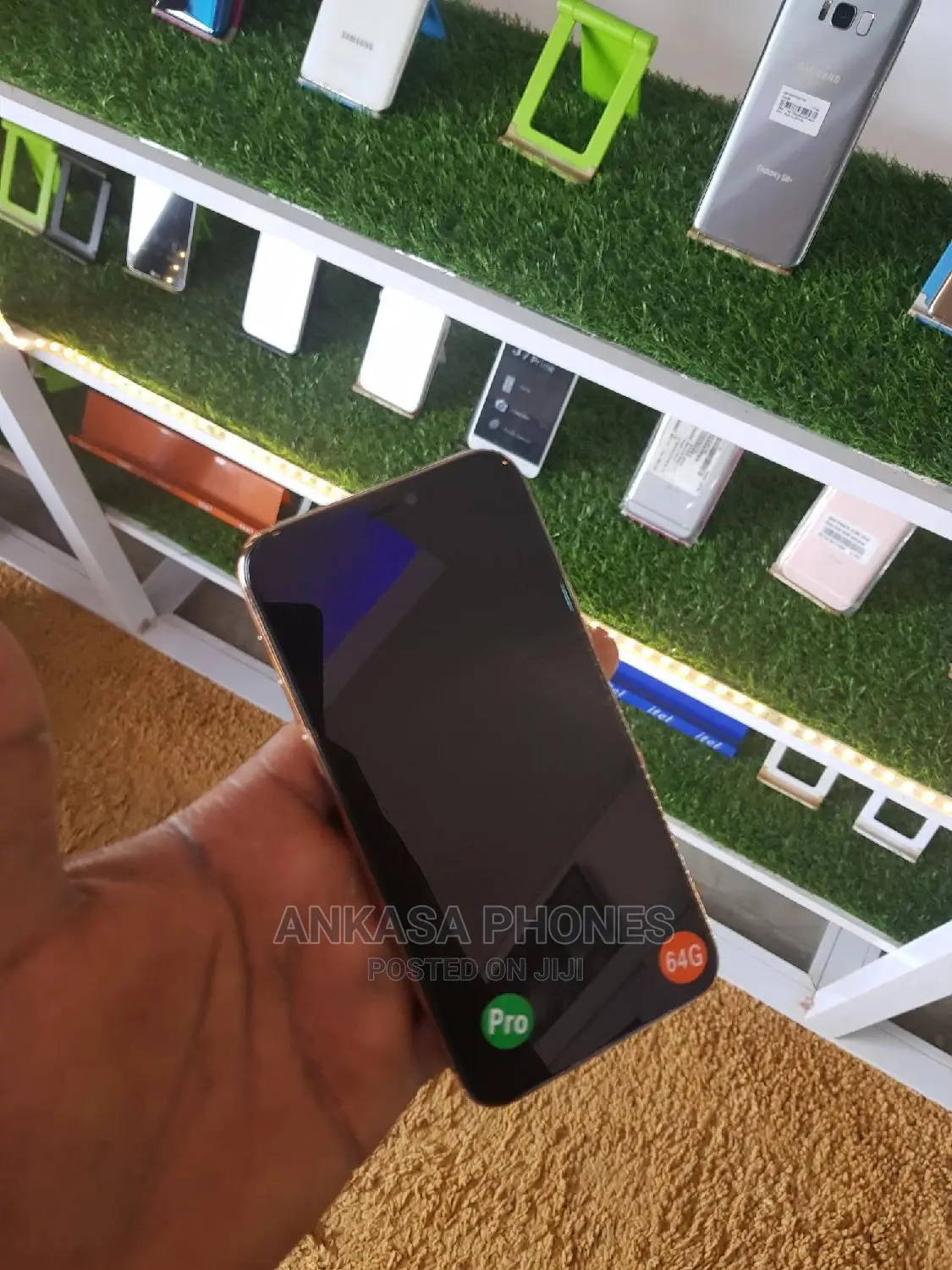 Apple iPhone 8 64 GB Red