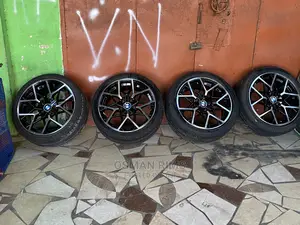 Photo - BMW Rim 19