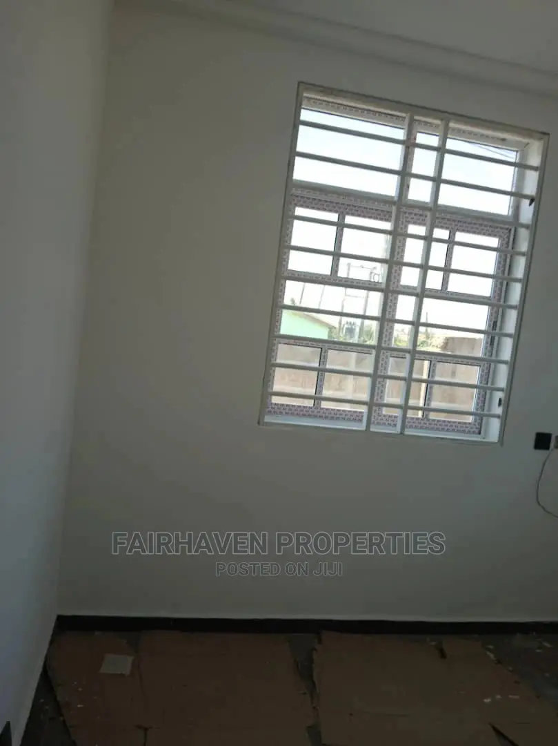 2bdrm Apartment in Tseaddo, Airport Residential Area for Rent