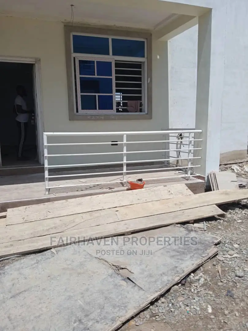 2bdrm Apartment in Tseaddo, Airport Residential Area for Rent