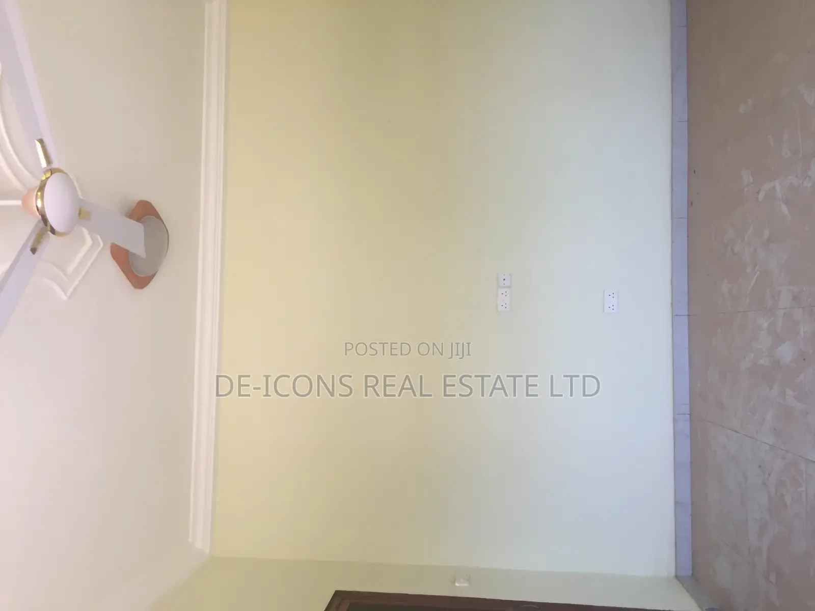 2bdrm Duplex in De-Icons Real, Ga South Municipal for rent