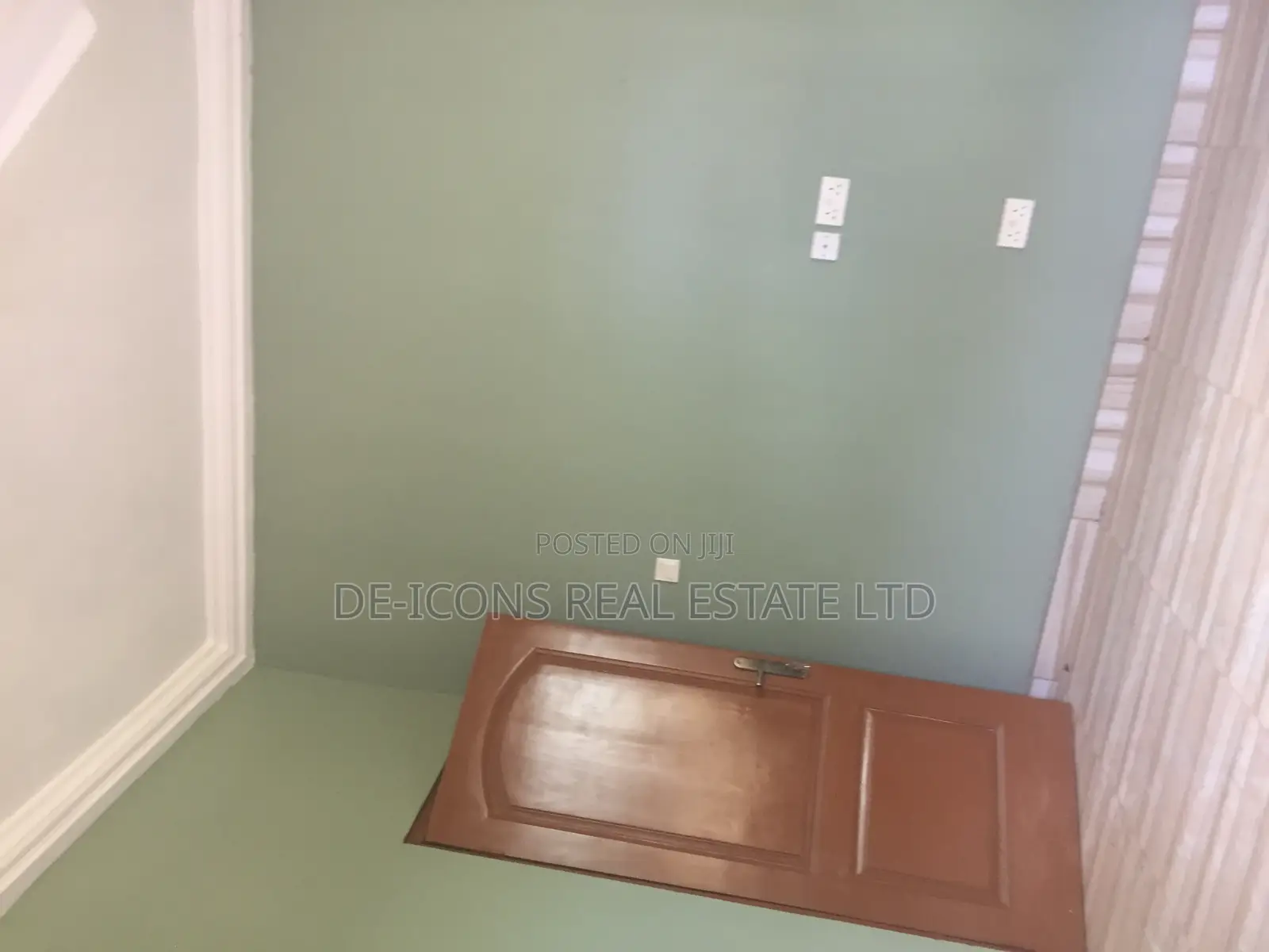 2bdrm Duplex in De-Icons Real, Ga South Municipal for rent