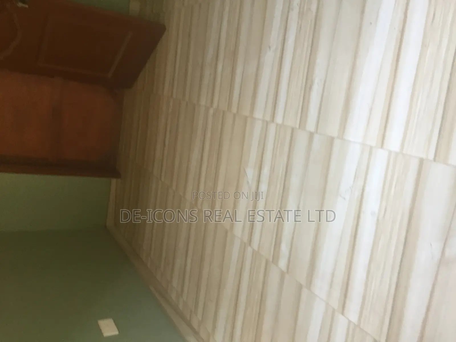 2bdrm Duplex in De-Icons Real, Ga South Municipal for rent
