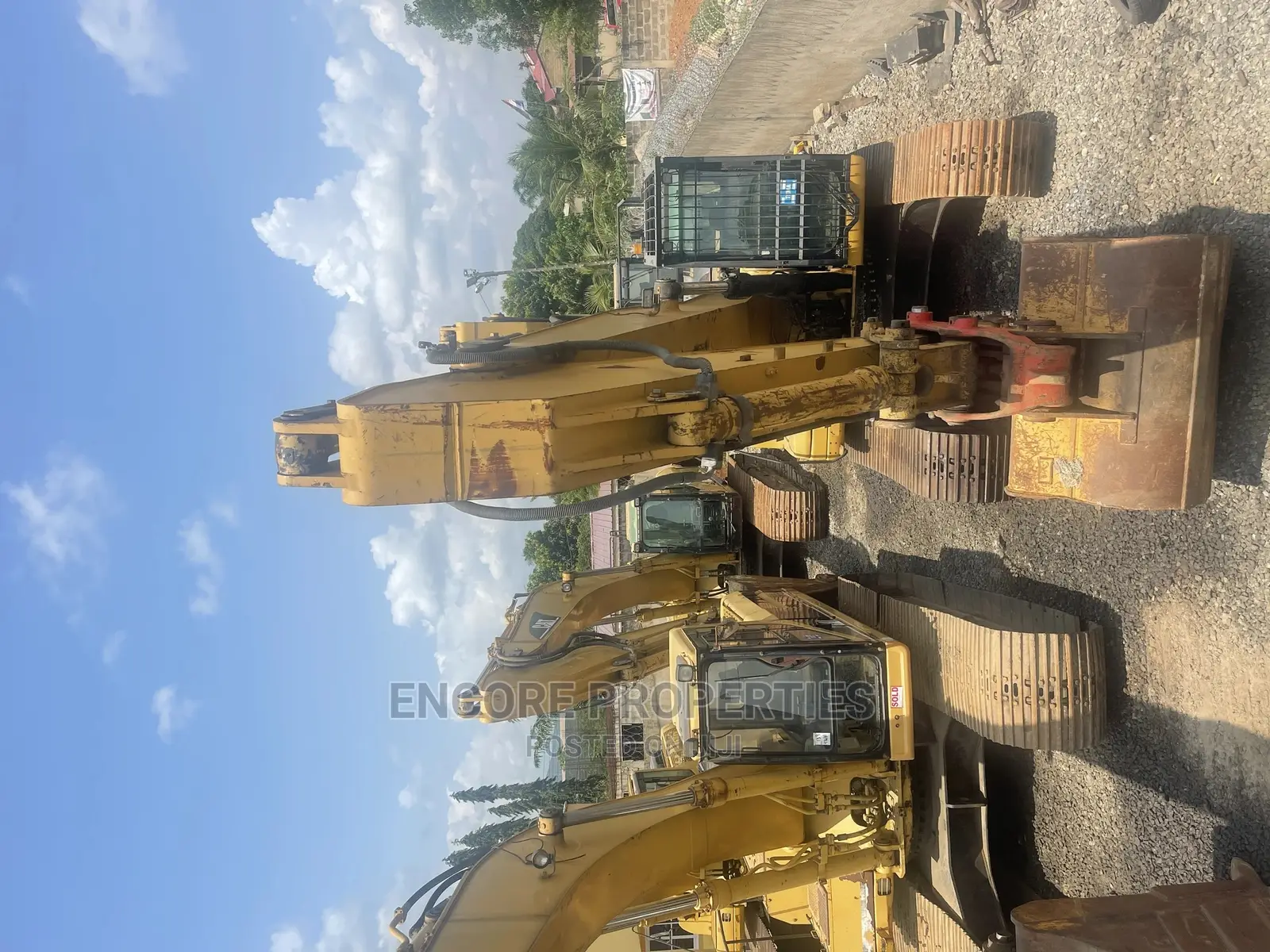 Alert 330CL , 330DL , 330BL Foreign Excavators on Sale