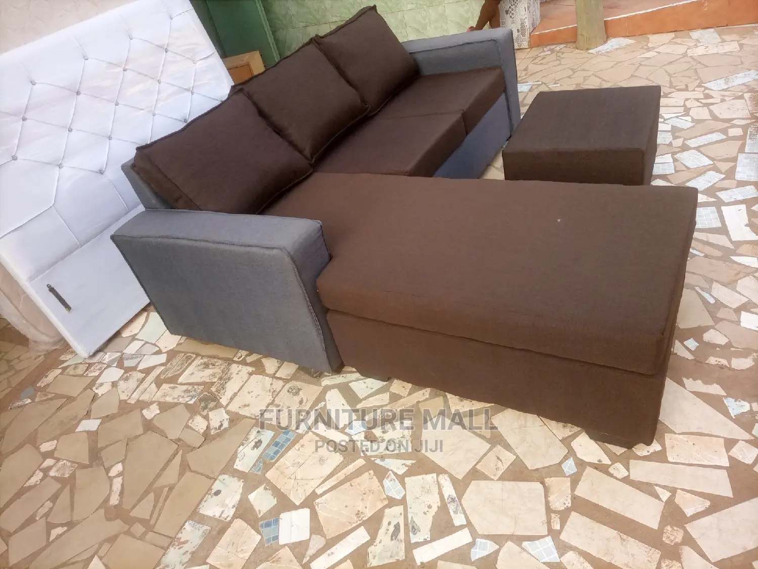 Italian L Shaped Sofa. Free Delivery