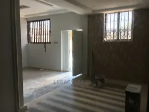 2bdrm Apartment in Legacy Consult, Ledzokuku-Krowor for rent