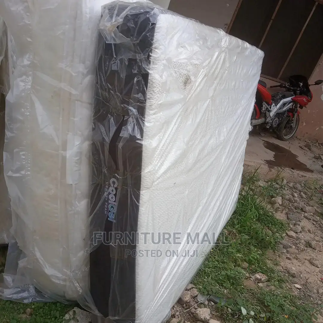 Clean Canadian Queensize Mattress 13". Free Delivery