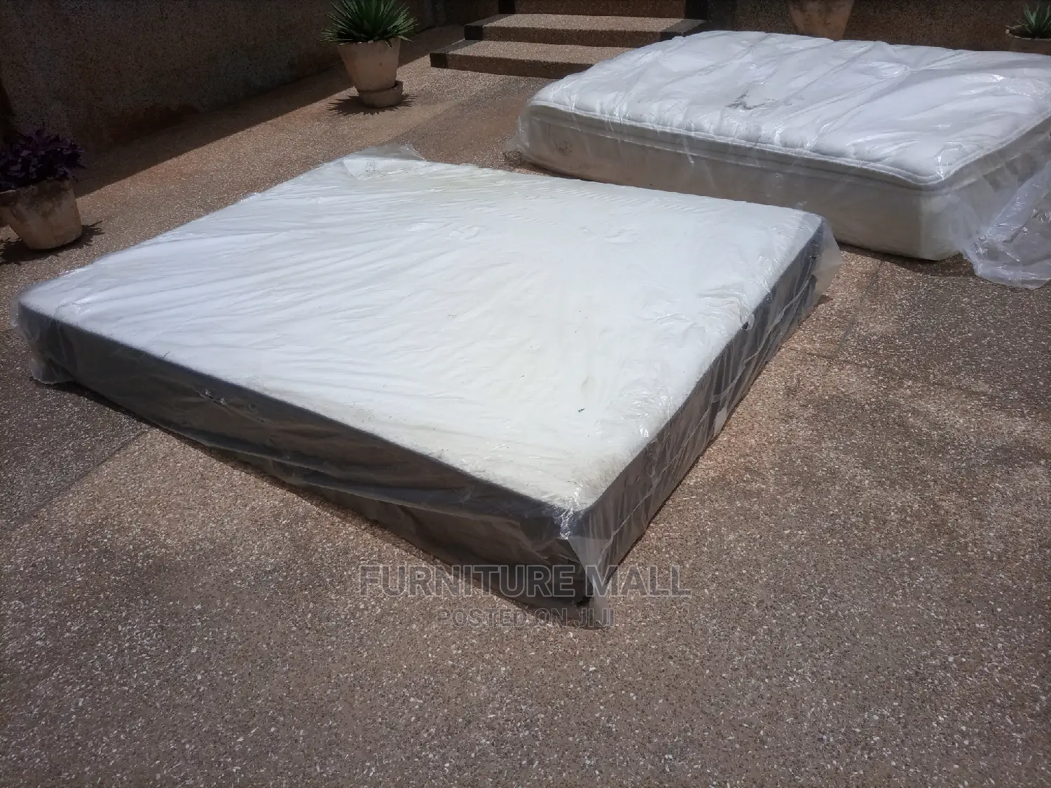 Luxirious Queensize Mattress for a Good Sleep .