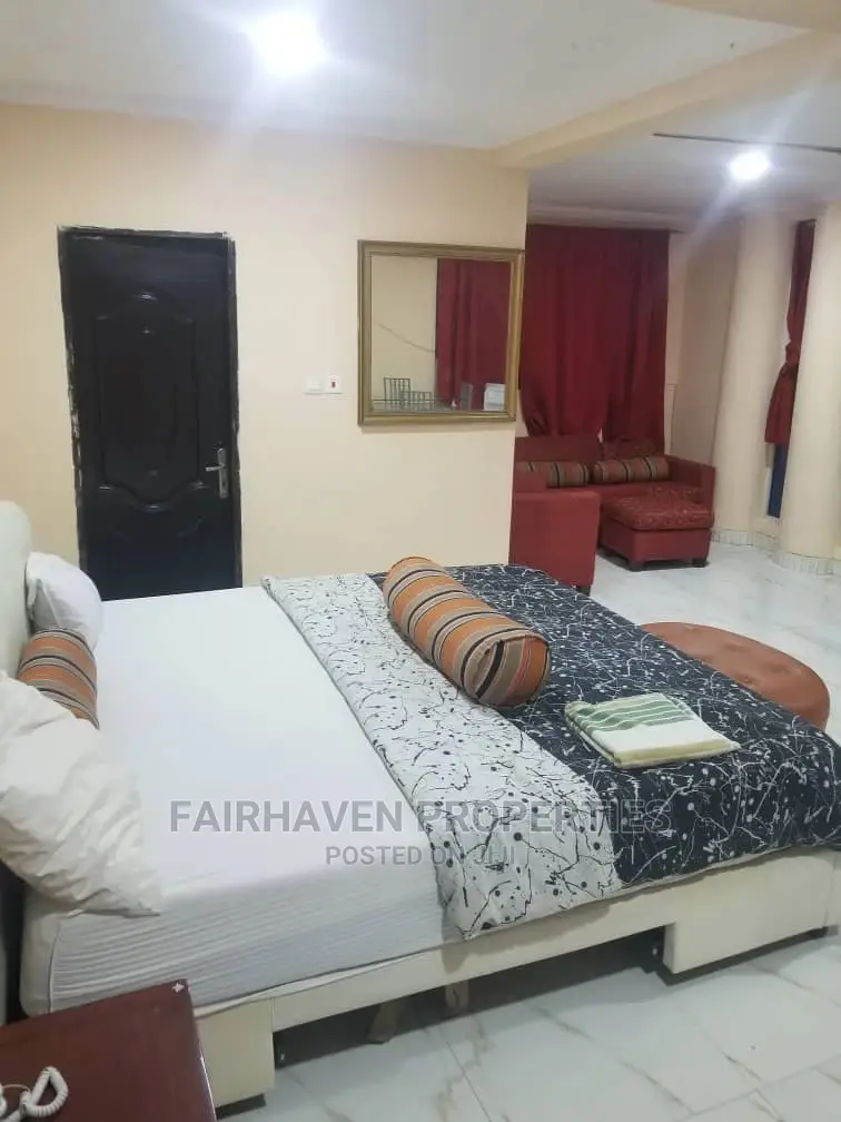 Furnished Studio Apartment in Fair Haven, Osu for Rent