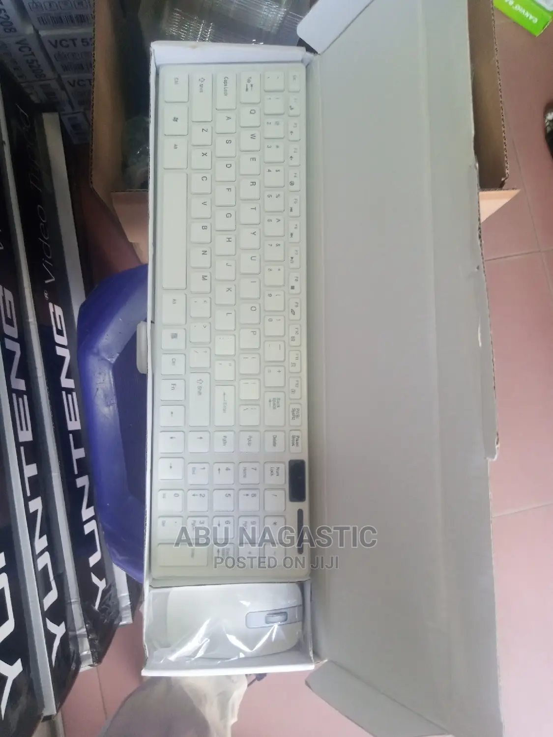 Mini Wireless Mouse and Keyboard
