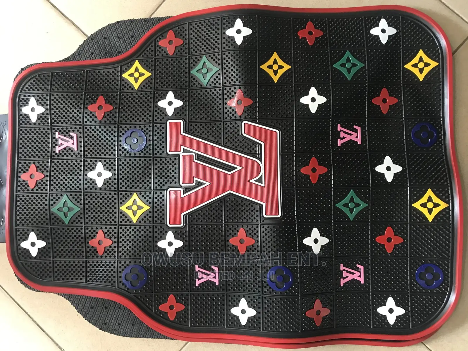 Louis Vieton Floor Mat (Lv)
