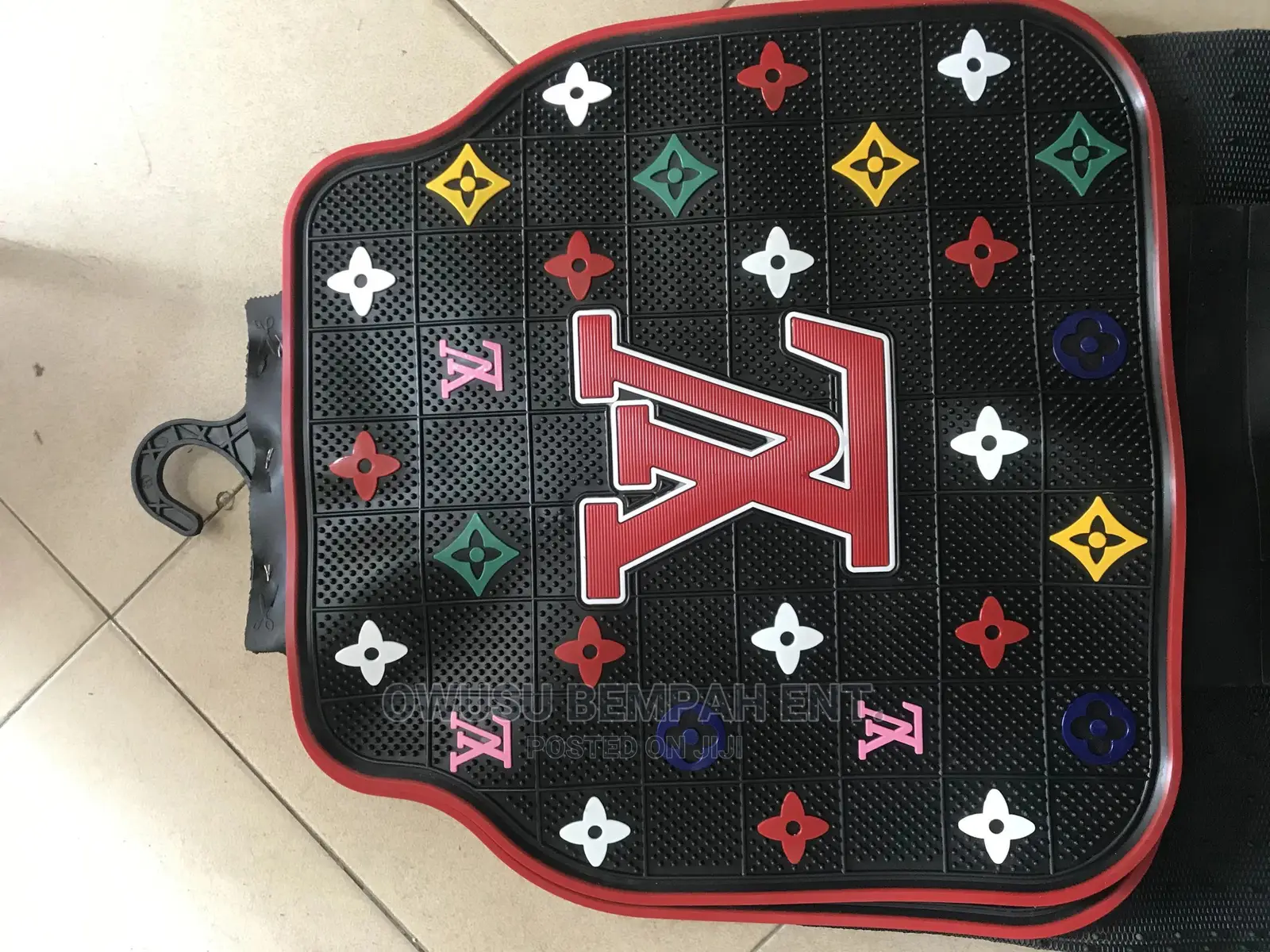 Louis Vieton Floor Mat (Lv)