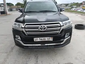 Car Rental Landcruisers for Business Trip and Conference