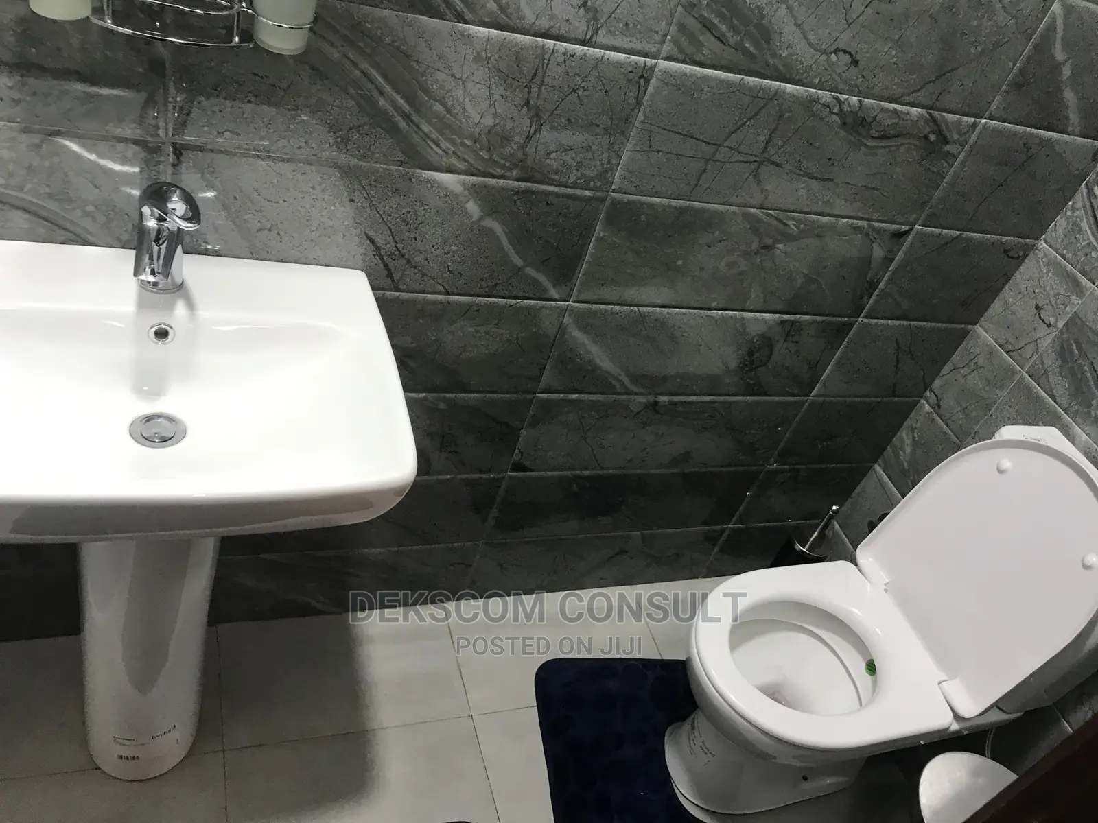 Furnished 3bdrm Apartment in Adenta for rent