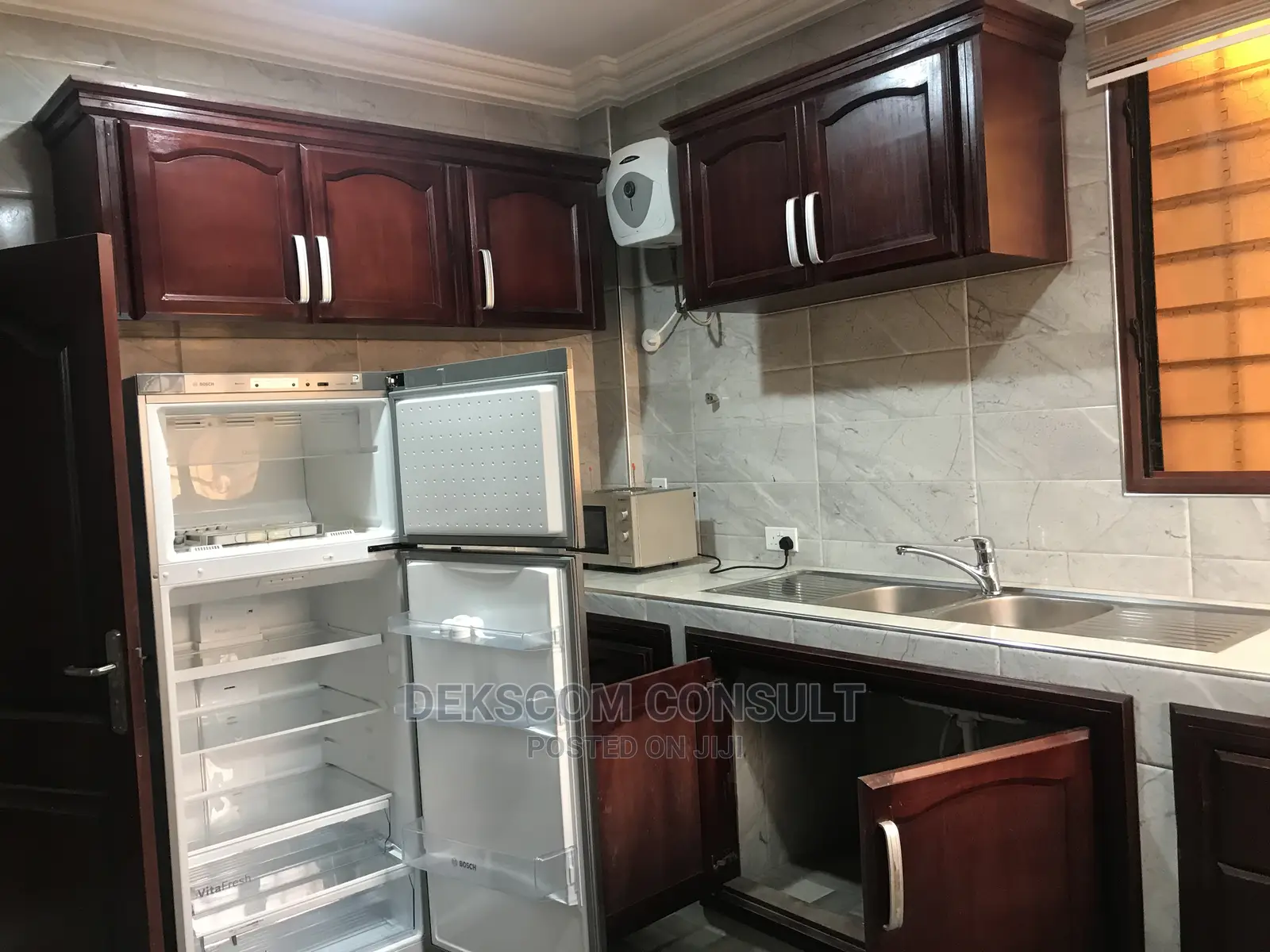 Furnished 3bdrm Apartment in Adenta for rent