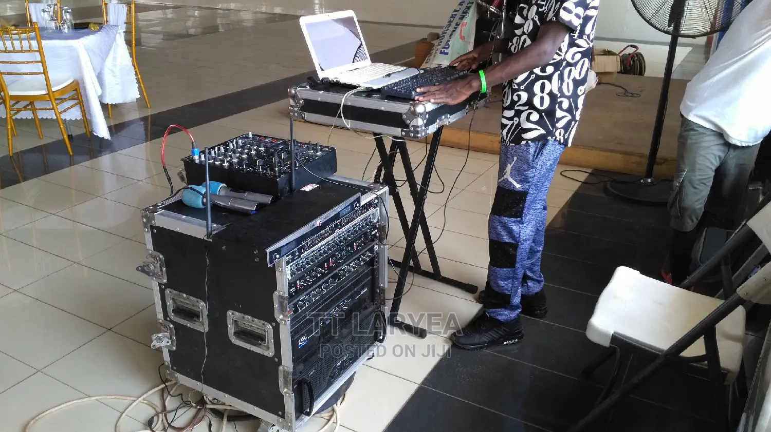 Spinning, Dj Services, Conference Pa