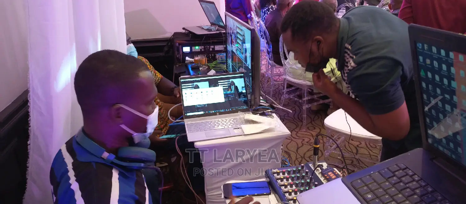 Spinning, Dj Services, Conference Pa