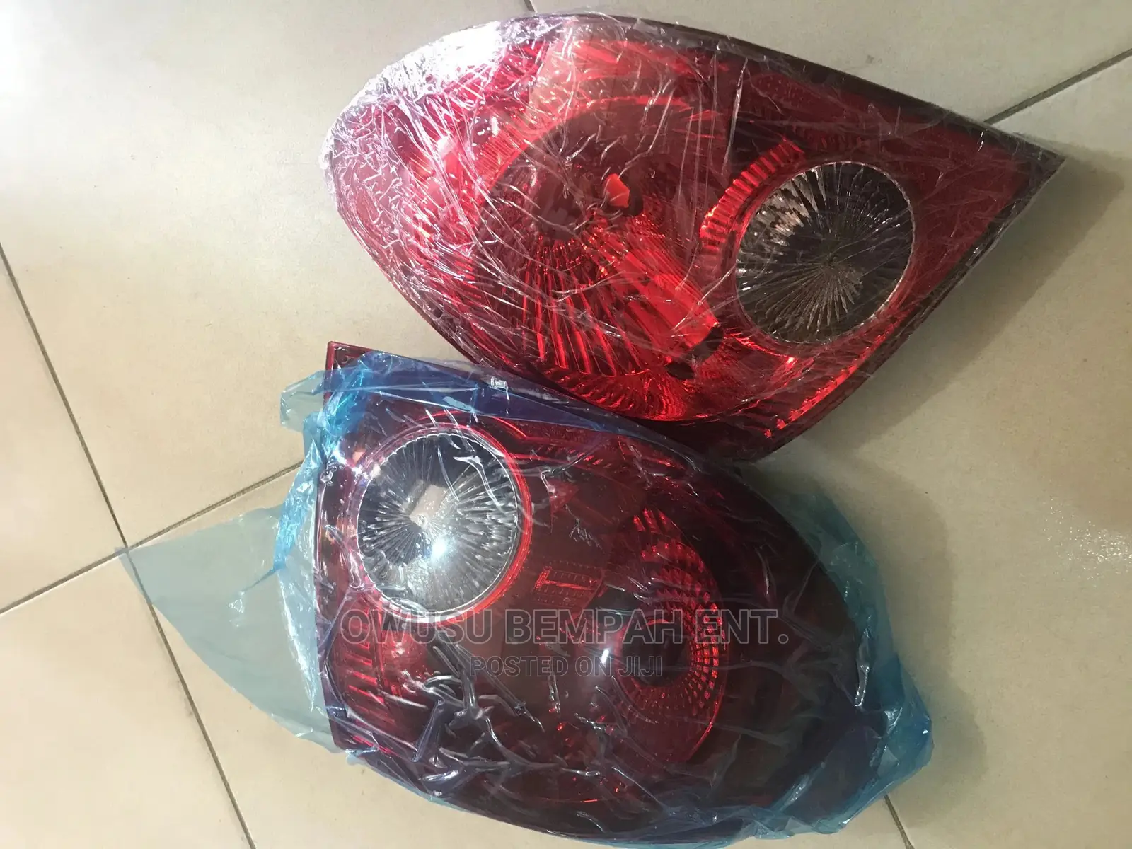 Toyota Corolla 03-05 Tail Light