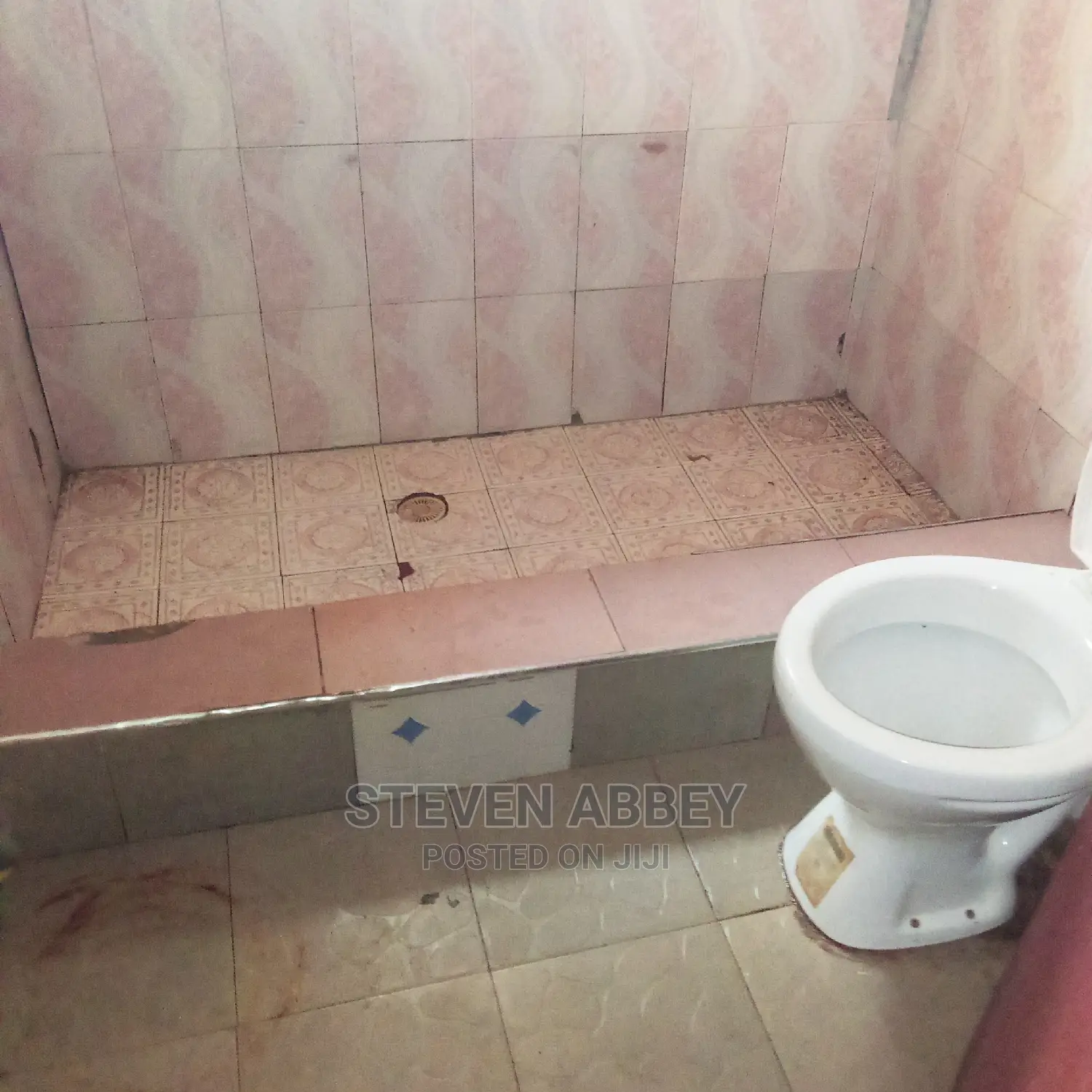 2bdrm Apartment in Adom, Teshie for Rent