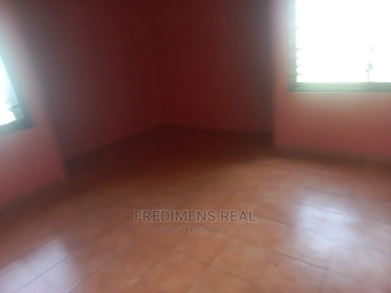 8bdrm House in Apatrapa For Sale, Kumasi Metropolitan for sale