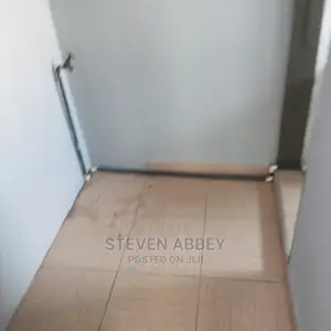 4bdrm Apartment in Adom Agency, Teshie for Rent