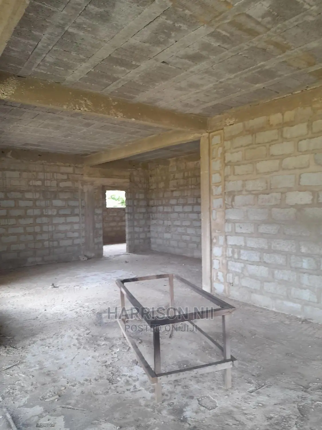 5bdrm Mansion in Amasaman, Accra Metropolitan for sale