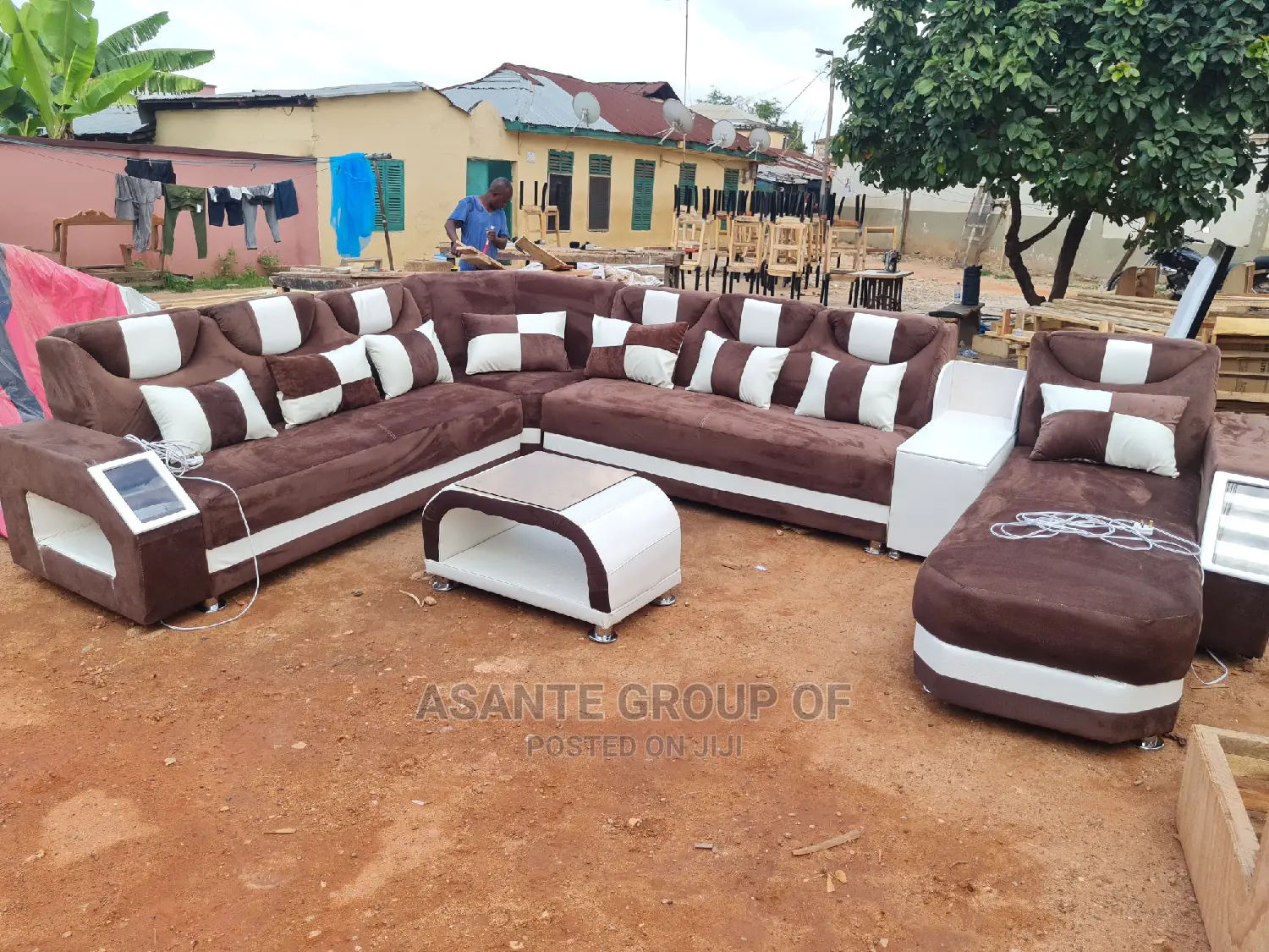Quality and Affordable Modern Living Room Furniture