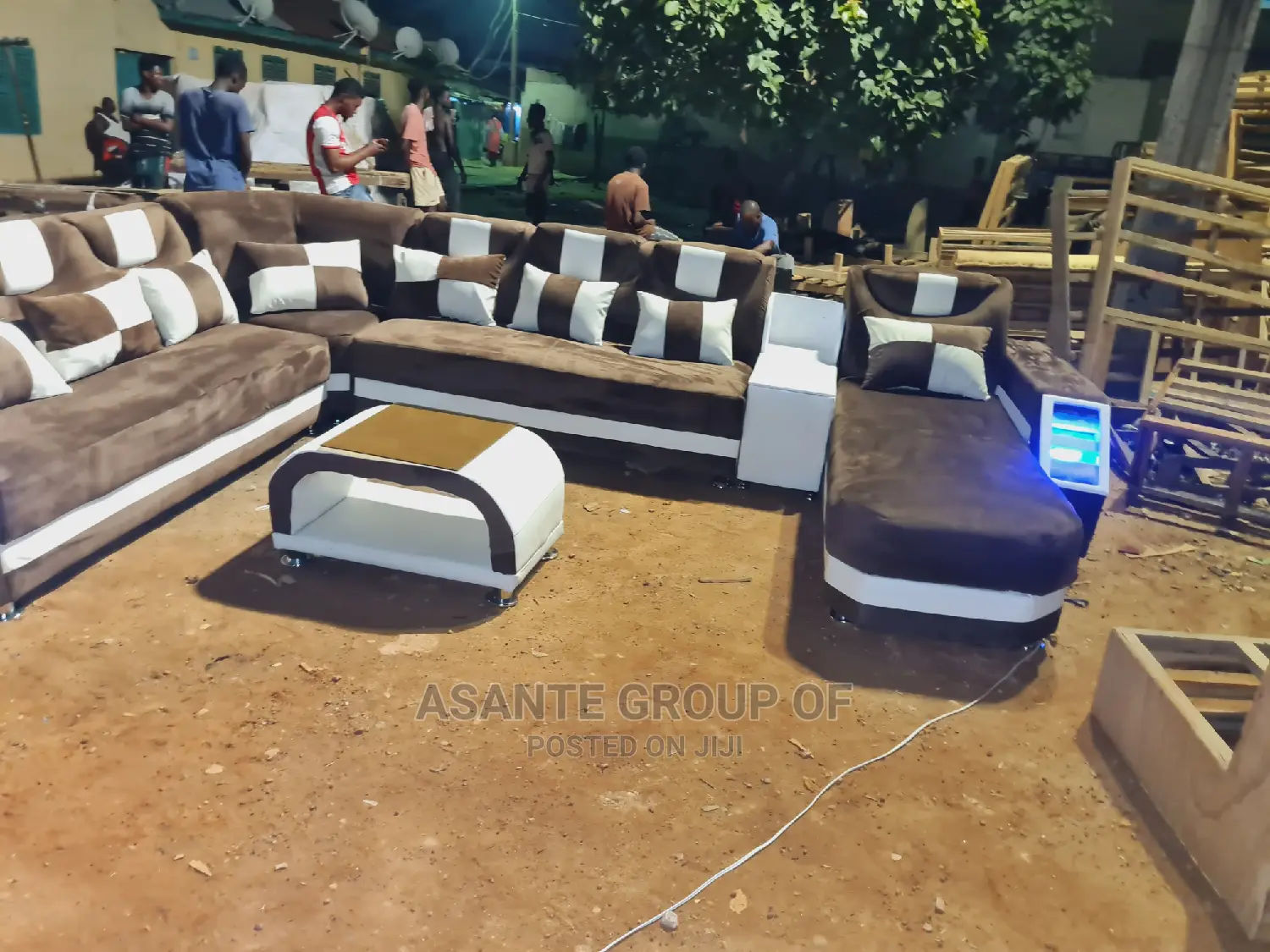 Quality and Affordable Modern Living Room Furniture