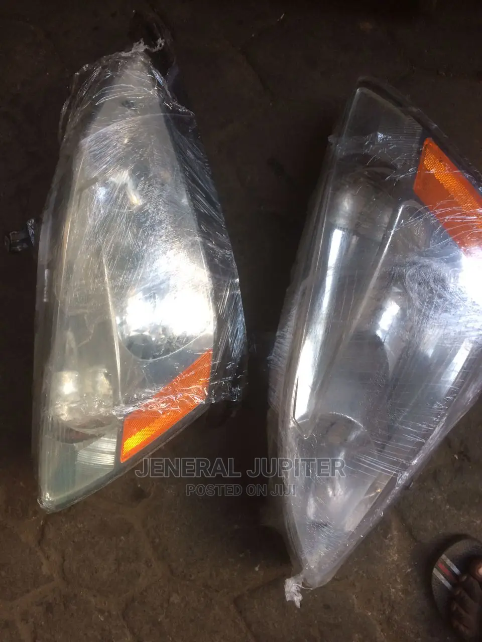 Honda Accord 2004 Headlight.