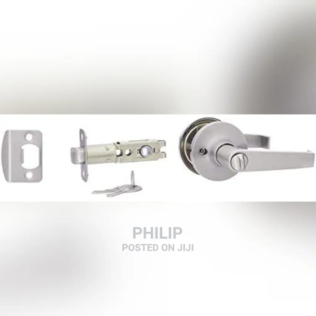Entry Door Lever With Lock