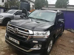 TOYOTA Land Cruiser for Rent in Ghana. Landcruiser for Rent