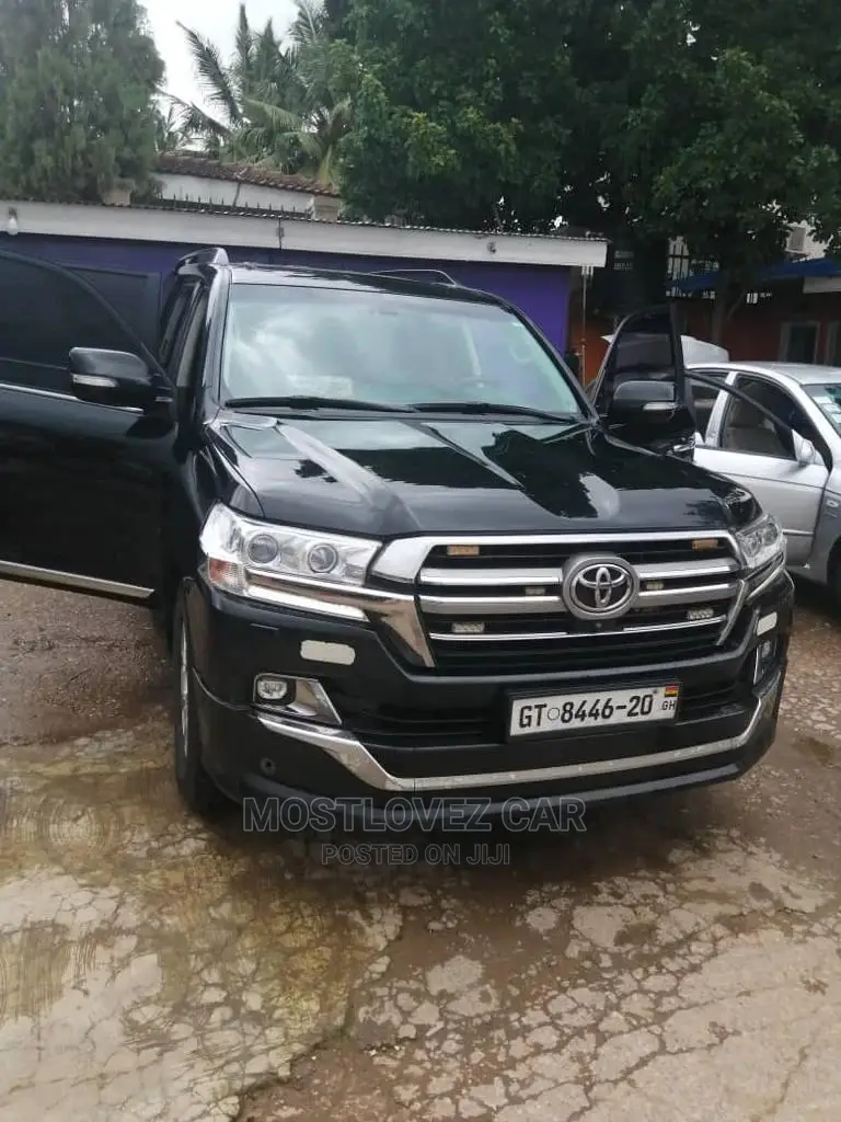 TOYOTA Land Cruiser for Rent in Ghana. Landcruiser for Rent