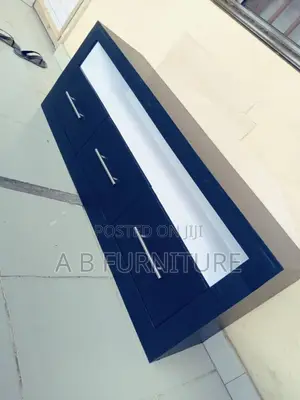48 Inch T Stand