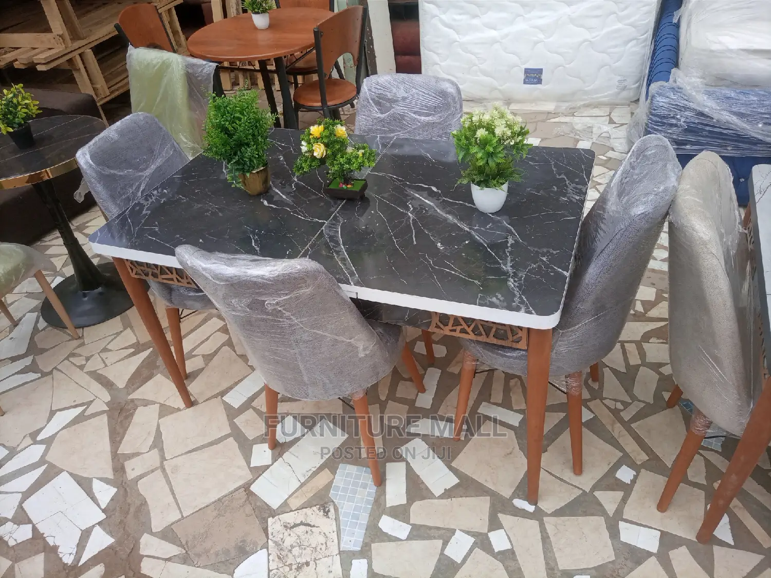 Executive Dinning Set. Free Delivery