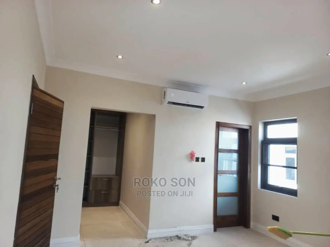 3bdrm Duplex in Dr Roko, East Legon for sale