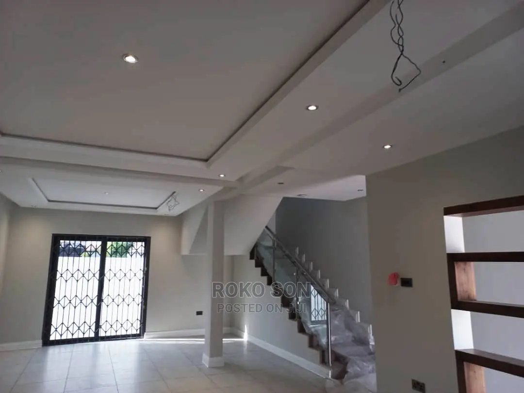 3bdrm Duplex in Dr Roko, East Legon for sale