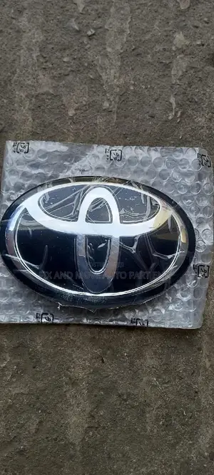 Toyota Corolla/Camry/Highlander/Tundra/Tacoma Front CROWN